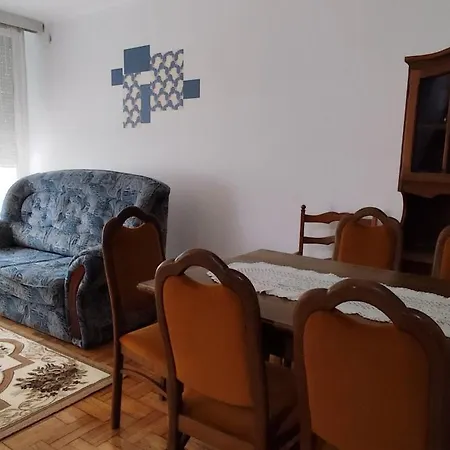 Apartman áron